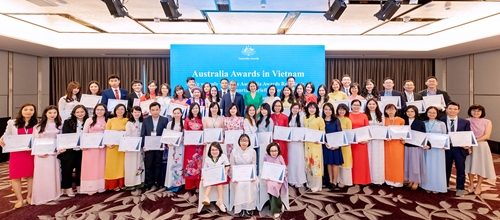 55 tân sinh viên Việt Nam sang Australia học tập theo Chương trình Học bổng chính phủ